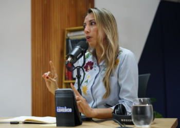 SABRINA PAREDES: LA MUJER QUE DESAFÍA 41 AÑOS DE PODER